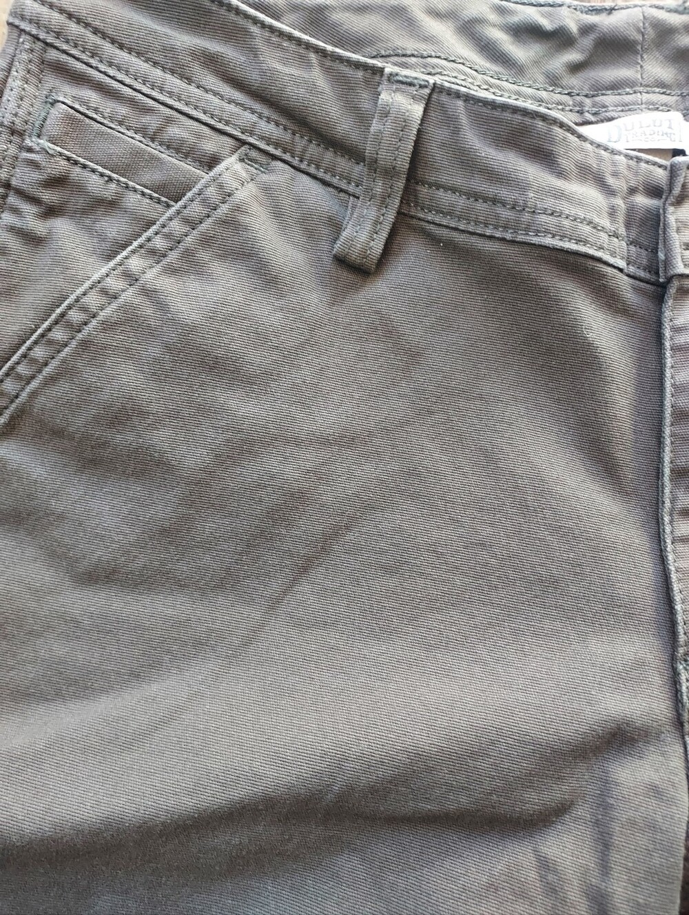 Duluth Trading Co Cargo Shorts - Picture 2 of 9